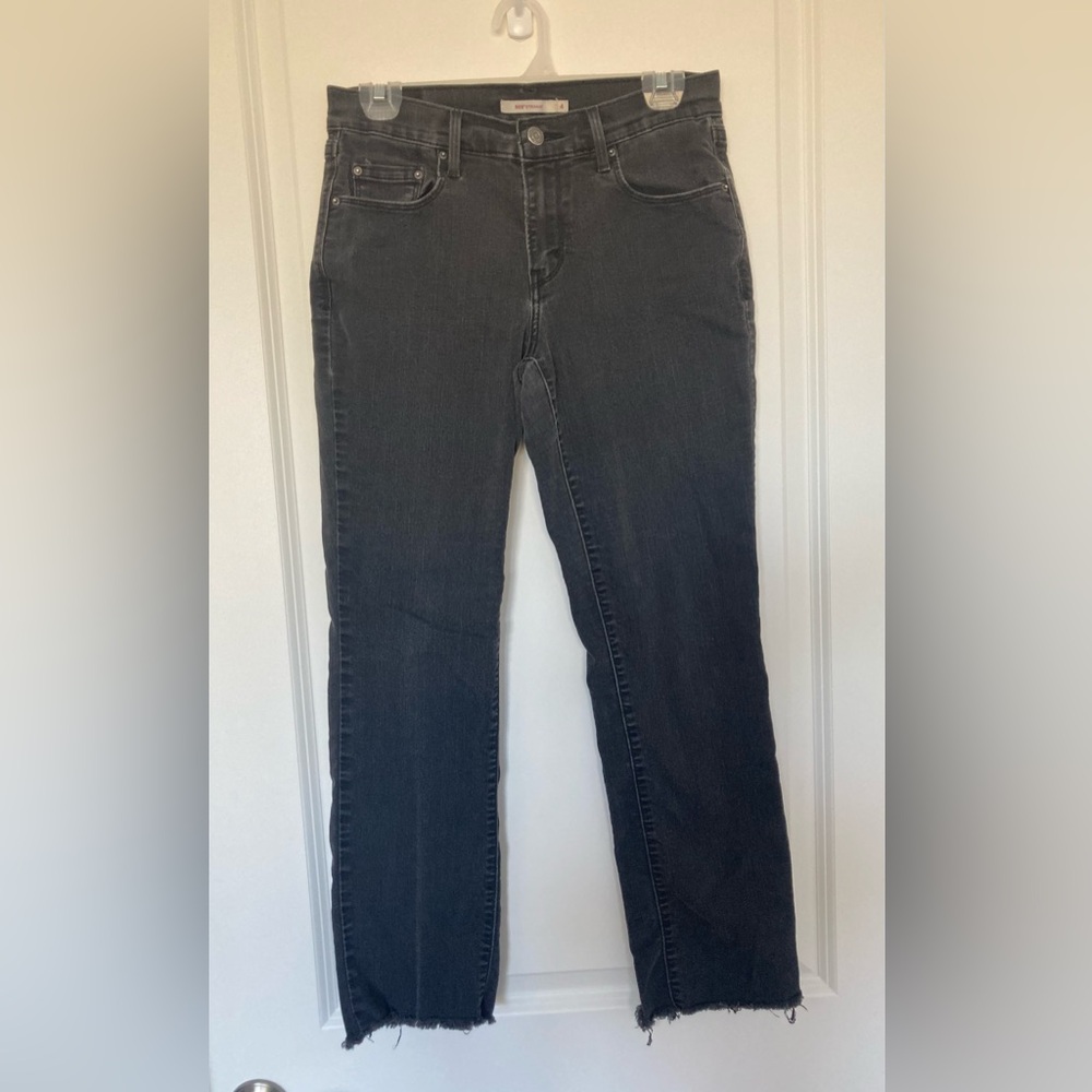 Levi’s 505 Straight Slightly Faded Black Jeans Women’s size 4 Grunge Casual
